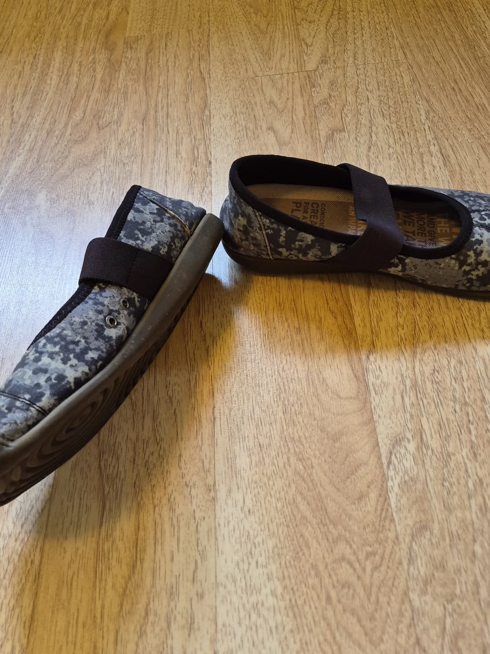 KEEN Women's Mary Jane Casual Shoe - Blue Camo